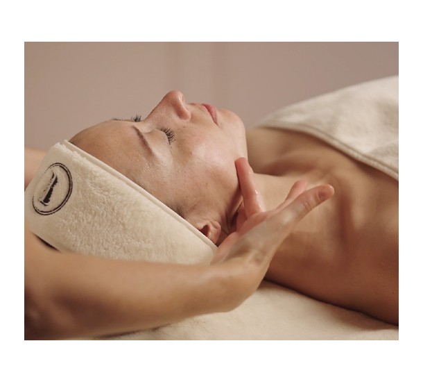 massage visage lb sur mesure avec diagnostic morphofacial personnalisé par une facialiste experte