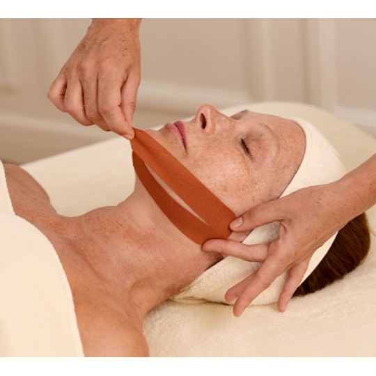 Formation Face Taping