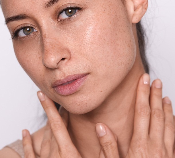 Accompagnement en micronutrition pour apaiser l'inflammation cutanée et les rougeurs du visage