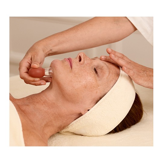 Facial Cupping Massage: Lifting Facialist Treatment | LB Facialistes